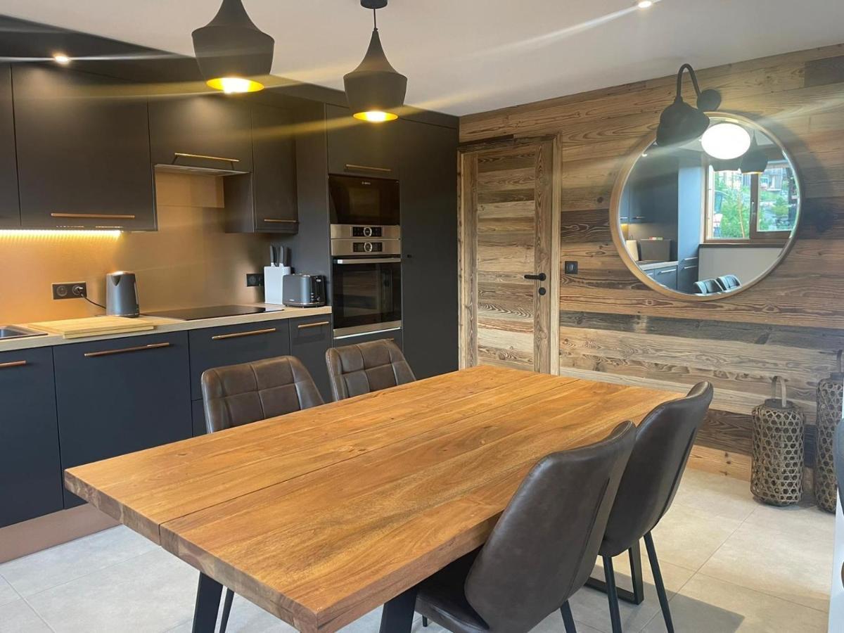 Le Petit Cham - Cosy And Stylist With Balcony View Apartment Morzine Bagian luar foto