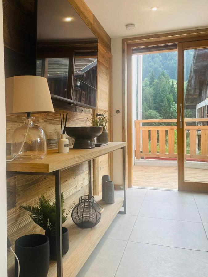 Le Petit Cham - Cosy And Stylist With Balcony View Apartment Morzine Bagian luar foto